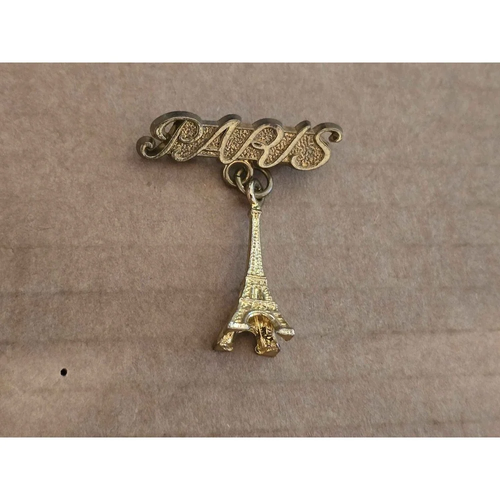 Vintage Gold Tone Paris Eiffel Tower Dangle Lapel Vest Hat Pin J31